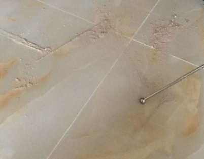 南浔瓷砖空鼓维修公司分享粘合剂选择不当在瓷砖铺贴过程中可能导致以下问题